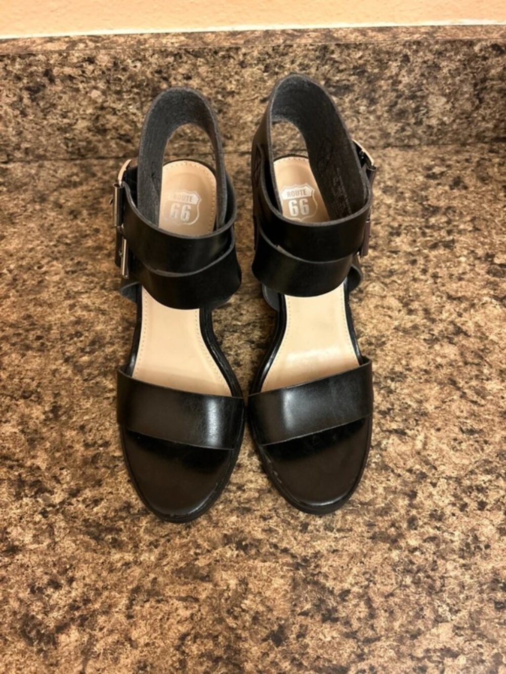 Route 66 block heel sandals – size 6